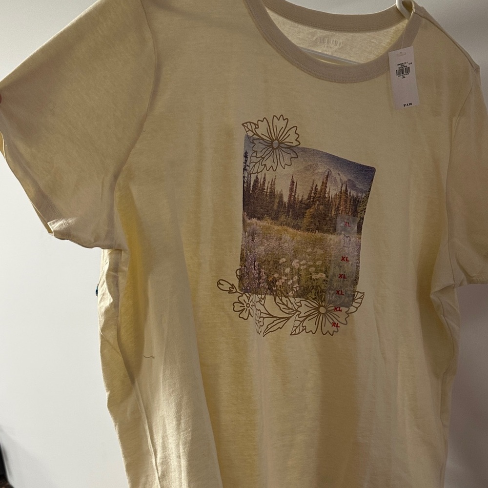 Old Navy Yellow Graphic Short Sleeve Tee